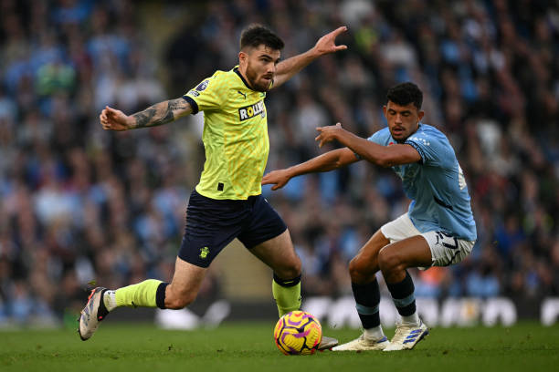 人表现和球 人表现和球