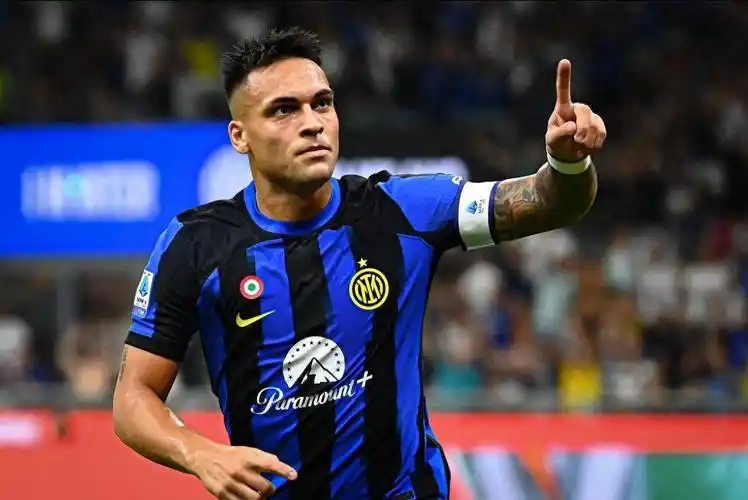 瓦尔多曾在 瓦尔多曾在