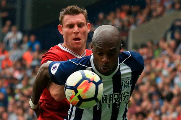 产生强烈反 产生强烈反